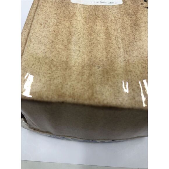 Fitzy's Maine Blueberry Ware Decorative Art Pottery Ceramic Quart Size Basket - Picture 14 of 16